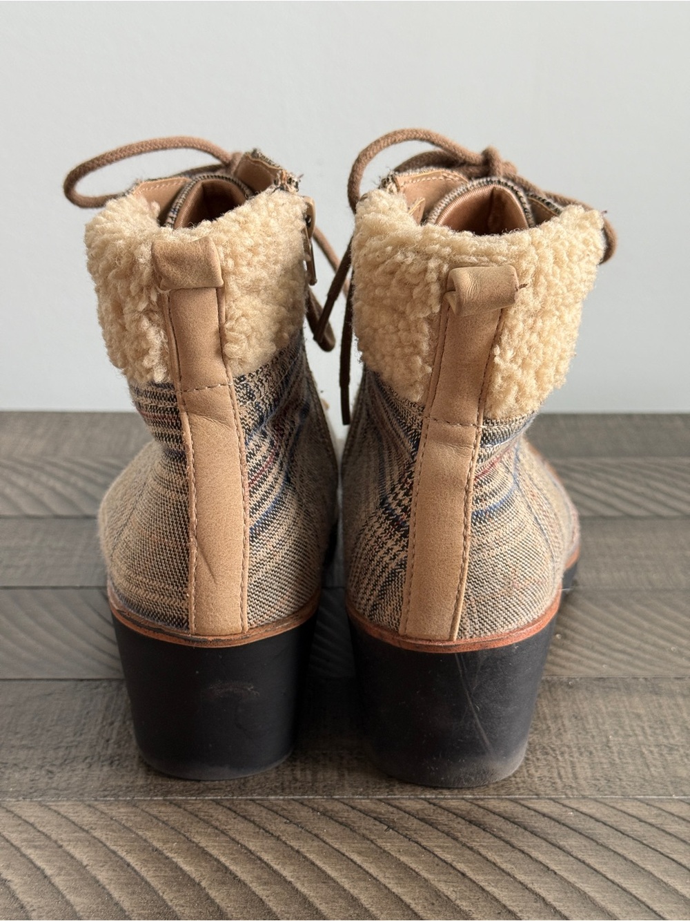 LifeStride Women's Zone Ankle Boots | Hiker Wedge Boots Size 7.5 - Picture 4 of 8